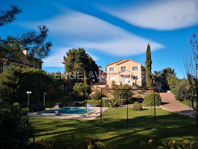 7 Zimmer Villa zu vermieten in San Sebastián de los Reyes mit Pool Garage - 5.000 € (Ref: 9093721)