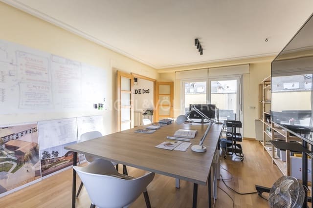 4 soveværelse Villa til salg i Rejas, Madrid by med swimmingpool garage - € 1.060.000 (Ref: 9093750)