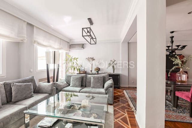 3 soveværelse Lejlighed til leje i Trafalgar, Madrid by med garage - € 4.000 (Ref: 9093846)