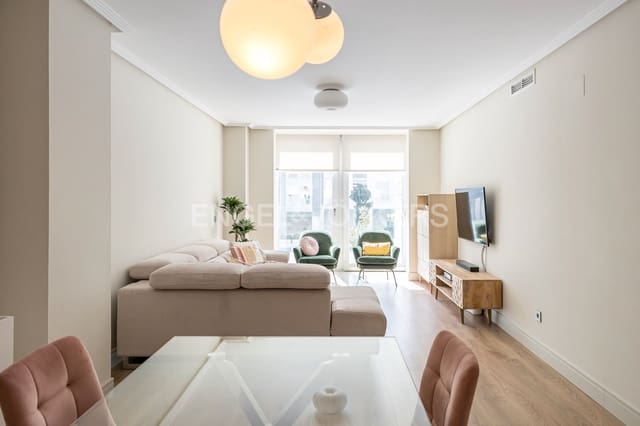 Lejlighed til salg i Valverde, Madrid by med swimmingpool garage - € 950.000 (Ref: 9093874)