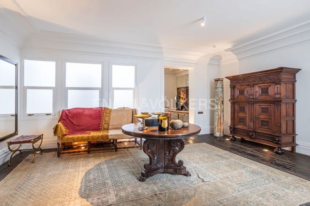 2 soveværelse Lejlighed til leje i Embajadores, Madrid by - € 5.400 (Ref: 9093919)