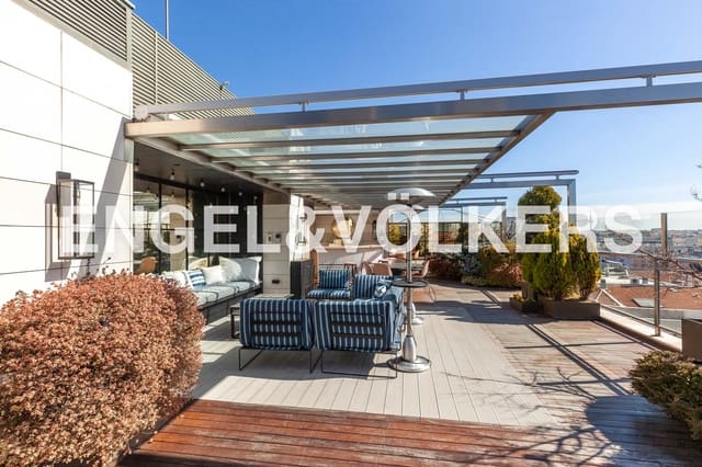4 soveværelse Penthouse til salg i Almagro, Madrid by med swimmingpool garage - € 13.500.000 (Ref: 9093923)