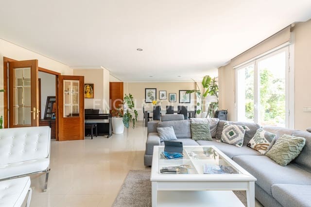 5 soveværelse Villa til salg i Guadarrama med swimmingpool garage - € 795.000 (Ref: 9093965)