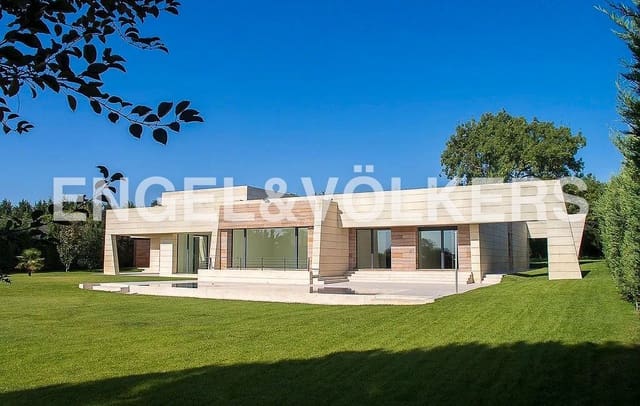 7 sypialnia Willa do wynajęcia w Pozuelo de Alarcón z basenem - 25 000 € (Ref: 9093975)