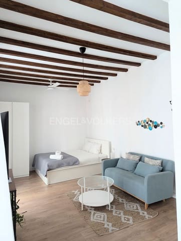 1 soveværelse Studio til leje i Universidad, Madrid by - € 1.700 (Ref: 9093999)