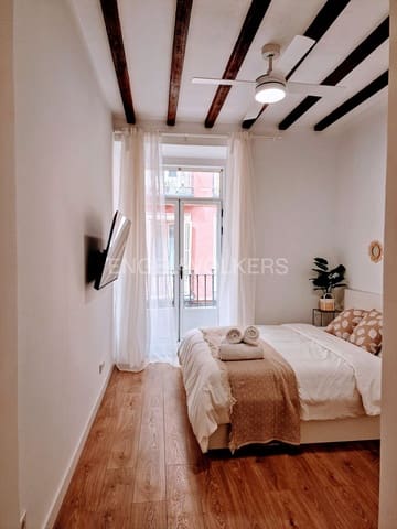 1 soveværelse Studio til leje i Universidad, Madrid by - € 1.700 (Ref: 9094001)