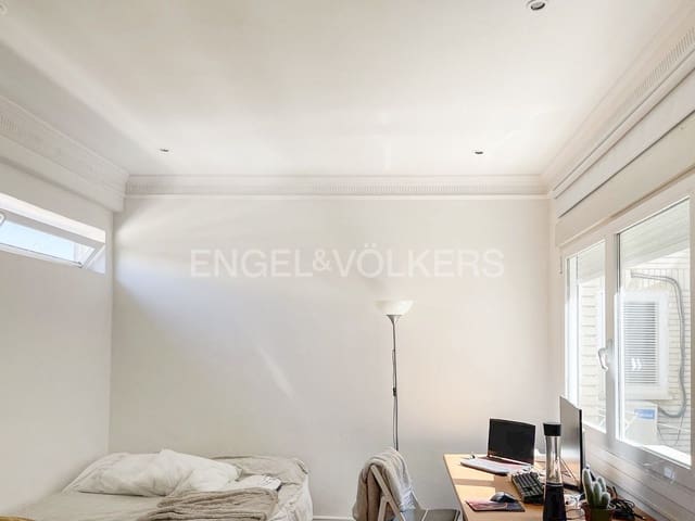 1 soveværelse Studio til leje i Recoletos, Madrid by - € 1.250 (Ref: 9094035)