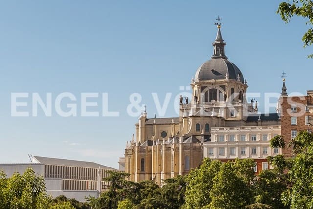1 chambre Appartement à vendre à Palacio, Madrid ville avec garage - 599 500 € (Ref: 9094044)