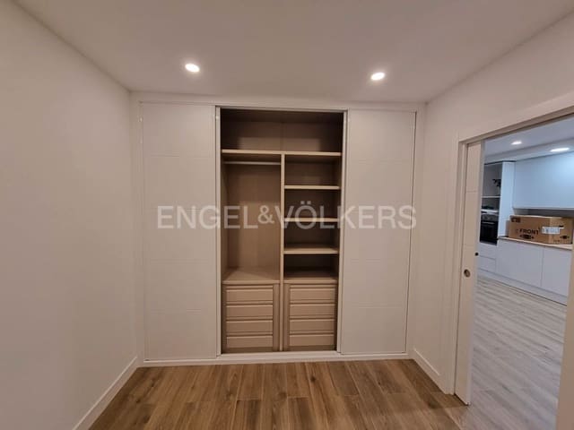 2 makuuhuone Huoneisto myytävänä paikassa Canillejas, Madrid kaupunki - 380 000 € (Ref: 9094062)