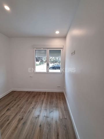 2 makuuhuone Huoneisto myytävänä paikassa Canillejas, Madrid kaupunki - 380 000 € (Ref: 9094062)