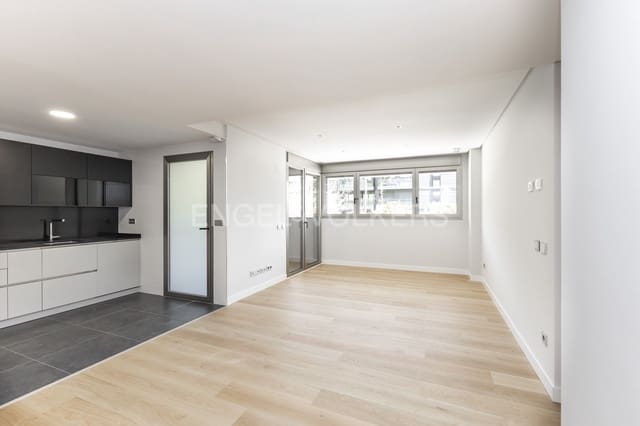 2 soveværelse Lejlighed til salg i Majadahonda med swimmingpool garage - € 650.000 (Ref: 9094072)