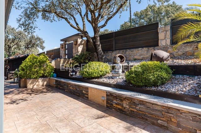 5 soveværelse Villa til salg i El Escorial med swimmingpool garage - € 920.000 (Ref: 9094120)