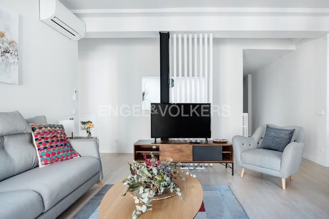 3 soveværelse Lejlighed til salg i Pacífico, Madrid by - € 690.000 (Ref: 9094127)