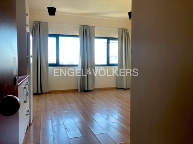 1 soveværelse Studio til salg i San Sebastián de los Reyes med swimmingpool garage - € 201.000 (Ref: 9094141)
