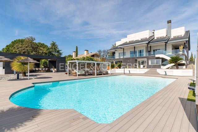 10 soveværelse Villa til salg i Las Rozas de Madrid med swimmingpool garage - € 2.495.000 (Ref: 9094164)