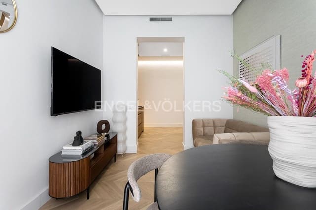 2 soveværelse Lejlighed til salg i Trafalgar, Madrid by - € 790.000 (Ref: 9094278)