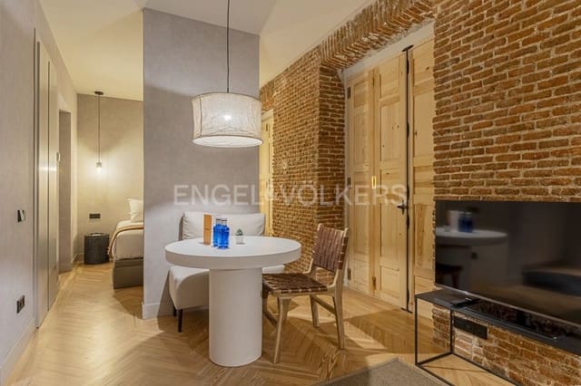 1 soveværelse Lejlighed til leje i Palacio, Madrid by - € 3.350 (Ref: 9094302)