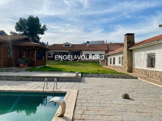 11 soveværelse Finca/Landehus til salg i Valdemarín, Madrid by med swimmingpool garage - € 2.500.000 (Ref: 9094371)
