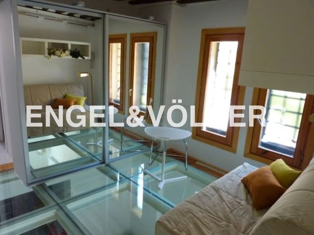 2 soveværelse Lejlighed til salg i Palacio, Madrid by - € 495.000 (Ref: 9094377)