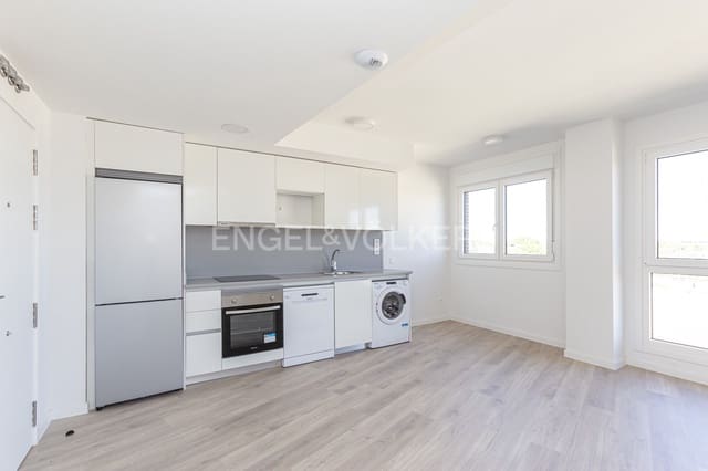Apartamento de 2 habitaciones en Casco Histórico de Barajas, Madrid ciudad en alquiler con piscina garaje - 1.315 € (Ref: 9094383)