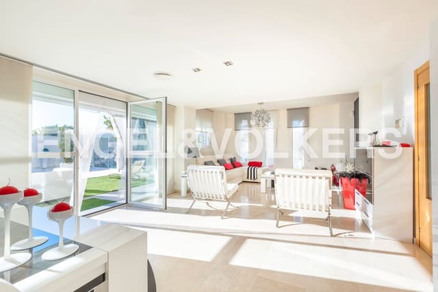 4 soveværelse Villa til salg i Meco med swimmingpool garage - € 785.000 (Ref: 9094402)