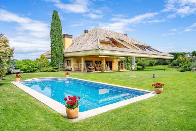 5 soveværelse Villa til salg i San Sebastián de los Reyes med swimmingpool - € 1.900.000 (Ref: 9094406)
