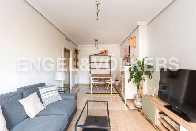 Apartamento de 2 habitaciones en Hispanoamérica, Madrid ciudad en alquiler con piscina - 2.400 € (Ref: 9097895)