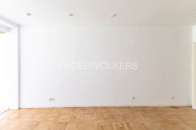 Apartamento de 2 habitaciones en Recoletos, Madrid ciudad en alquiler - 2.000 € (Ref: 9101102)