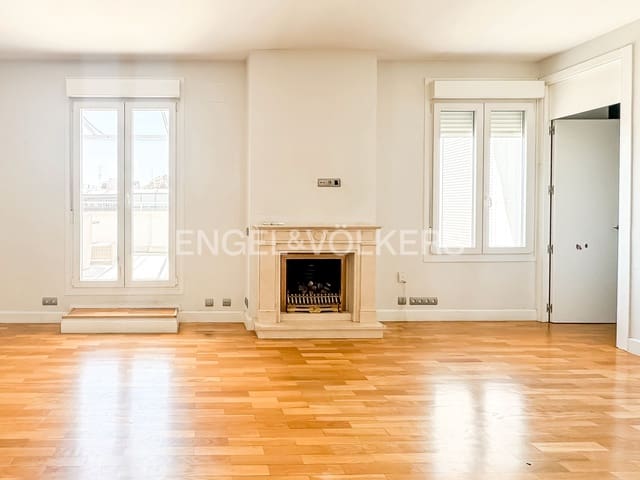 Ático de 3 habitaciones en Hispanoamérica, Madrid ciudad en alquiler - 3.500 € (Ref: 9101553)
