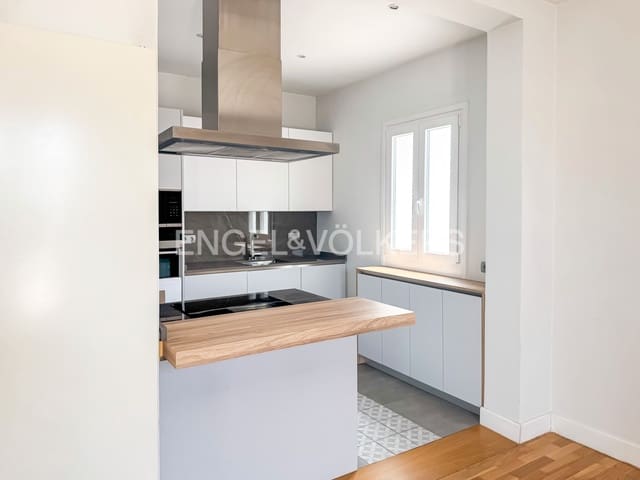 Ático de 3 habitaciones en Hispanoamérica, Madrid ciudad en alquiler - 3.500 € (Ref: 9101553)