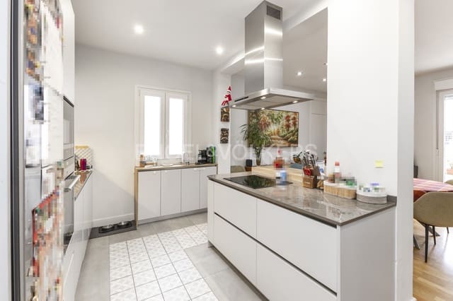 Ático de 3 habitaciones en Hispanoamérica, Madrid ciudad en alquiler - 3.500 € (Ref: 9101553)