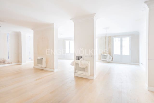 4 soveværelse Lejlighed til salg i Palacio, Madrid by - € 2.000.000 (Ref: 9103554)