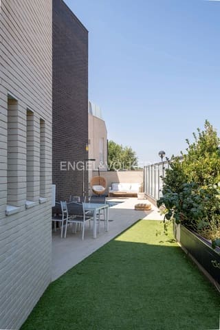 Chalet de 4 habitaciones en Villaviciosa de Odón en venta con piscina garaje - 780.000 € (Ref: 9104345)