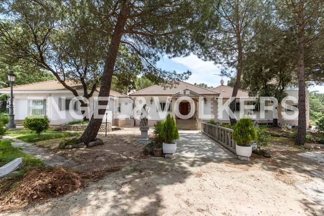 5 sovrum Finca/Hus på landet till salu i Villanueva de la Cañada med pool garage - 2 150 000 € (Ref: 9105129)