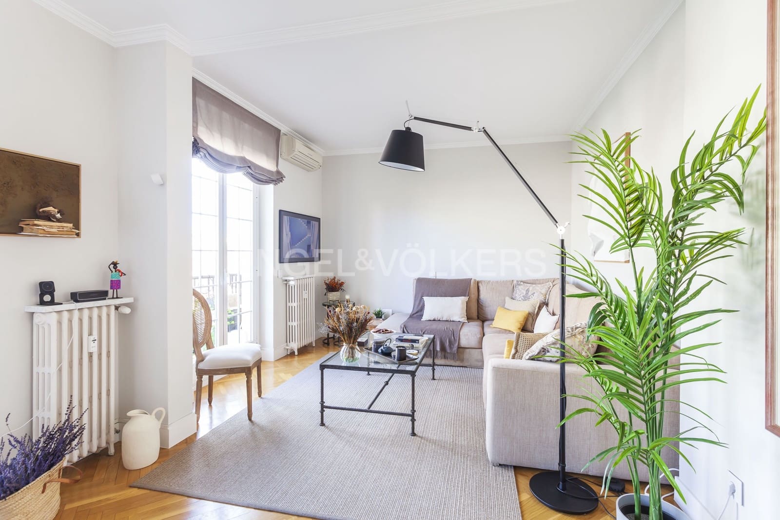 Apartamento de 2 habitaciones en Madrid ciudad en alquiler - 3.500 € (Ref: 9107715)
