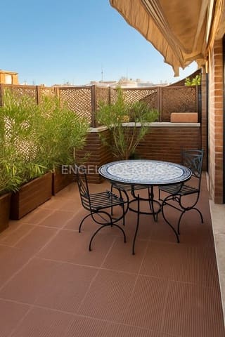 3 soveværelse Penthouse til leje i Rios Rosas, Madrid by - € 3.200 (Ref: 9107748)