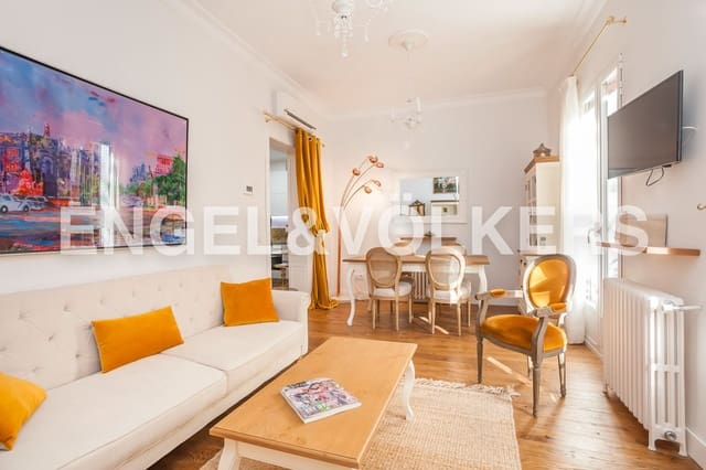 2 soveværelse Lejlighed til leje i Rios Rosas, Madrid by - € 2.700 (Ref: 9108660)