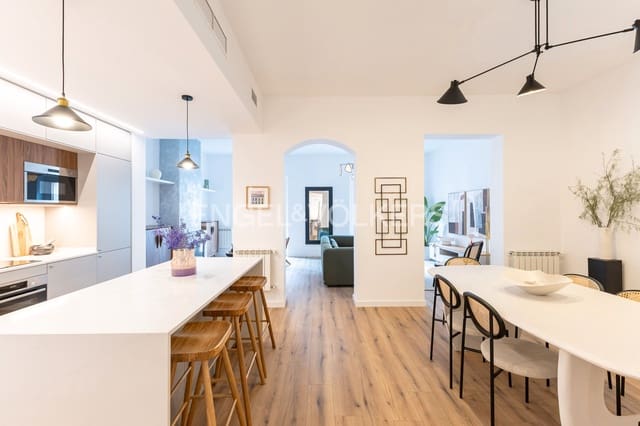 6 soveværelse Lejlighed til salg i Sol, Madrid by - € 1.590.000 (Ref: 9114966)