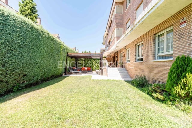 4 soveværelse Lejlighed til salg i Valdemarín, Madrid by med swimmingpool garage - € 1.350.000 (Ref: 9117450)
