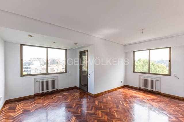 Apartamento de 2 habitaciones en Prosperidad, Madrid ciudad en alquiler con garaje - 1.750 € (Ref: 9125867)