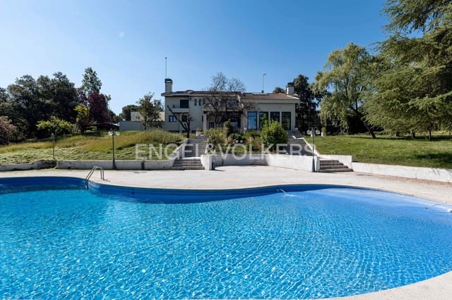 6 bedroom Villa for rent in La Moraleja, Alcobendas with pool garage - € 17,000 (Ref: 9126120)