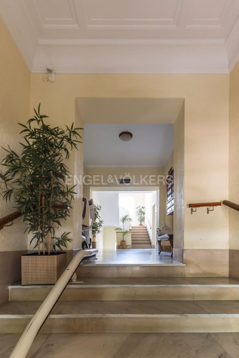 Apartamento de 3 habitaciones en Madrid ciudad en alquiler con piscina - 3.400 € (Ref: 9126452)