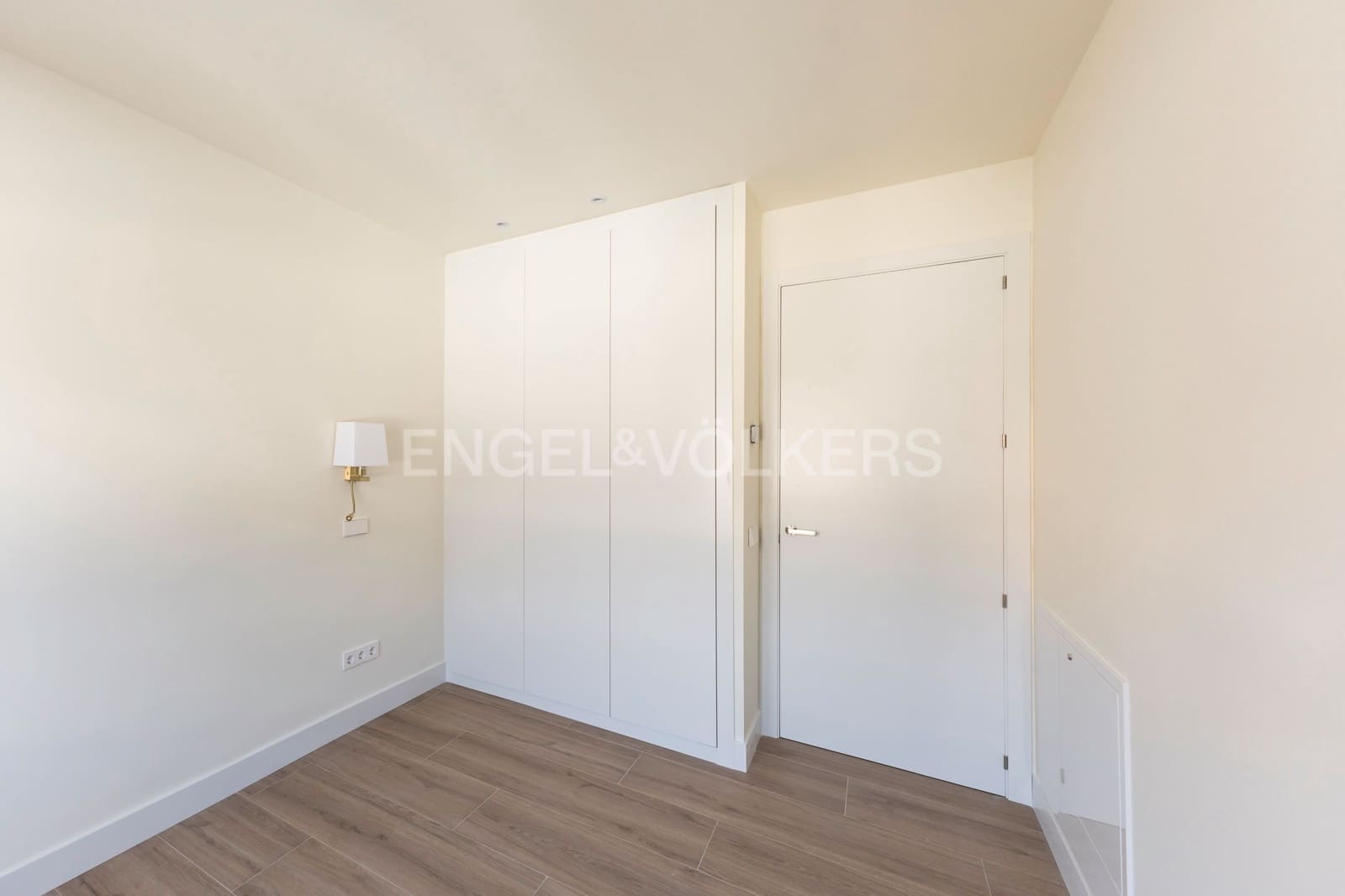 Apartamento de 3 habitaciones en Madrid ciudad en alquiler con piscina - 3.400 € (Ref: 9126452)