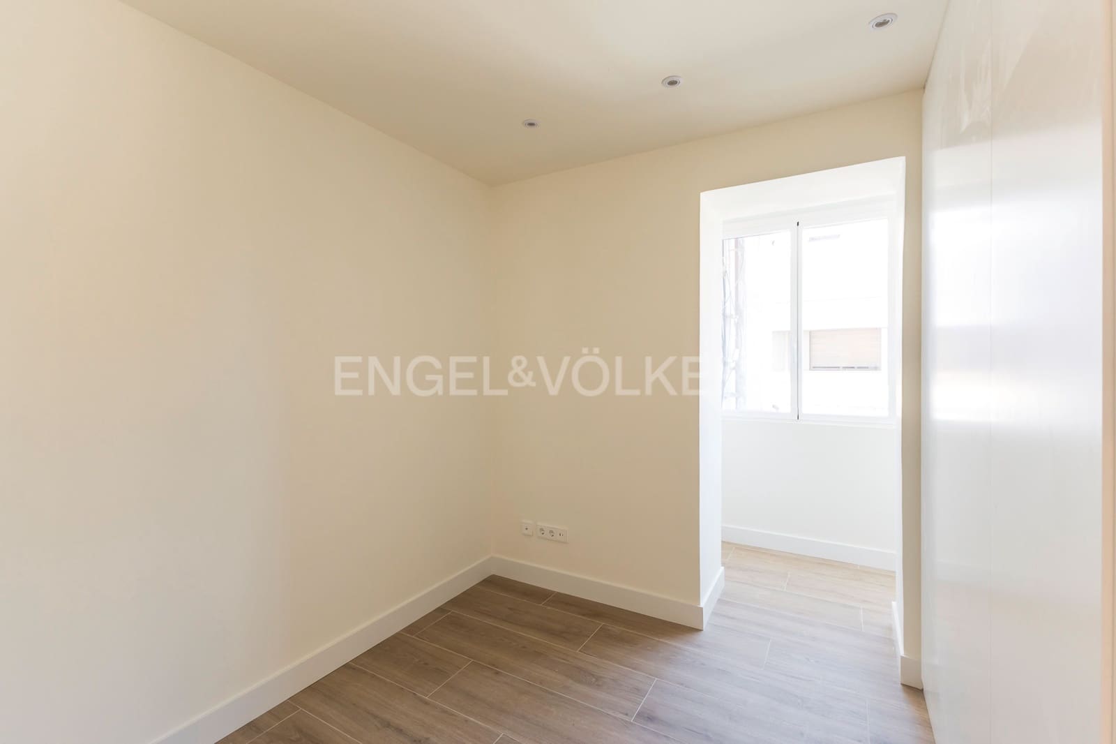 Apartamento de 3 habitaciones en Madrid ciudad en alquiler con piscina - 3.400 € (Ref: 9126452)