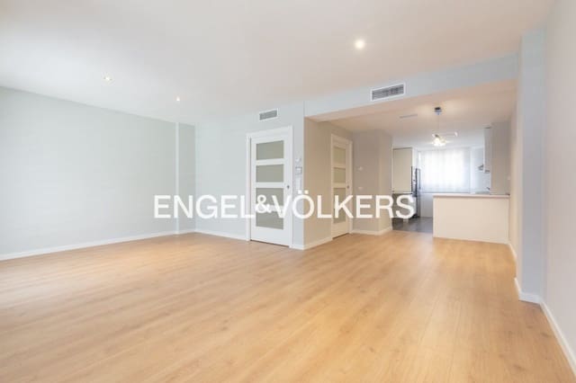 5 sypialnia Willa do wynajęcia w Tres Cantos z garażem - 3 100 € (Ref: 9131730)