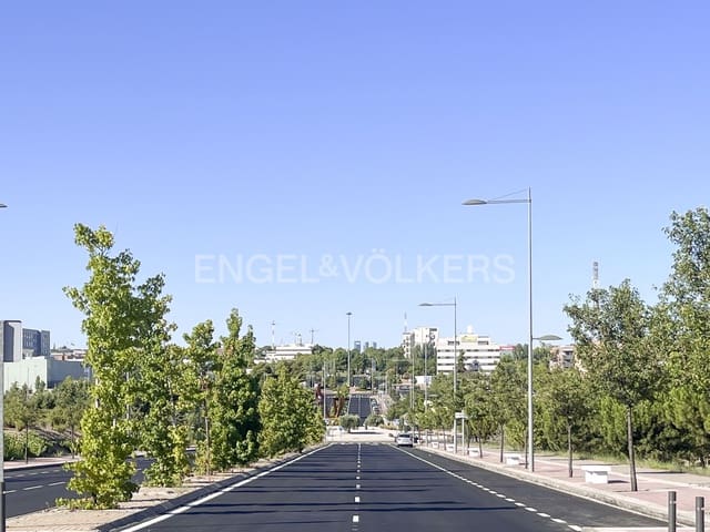 1 soveværelse Studio til leje i San Sebastián de los Reyes med swimmingpool garage - € 1.250 (Ref: 9131849)