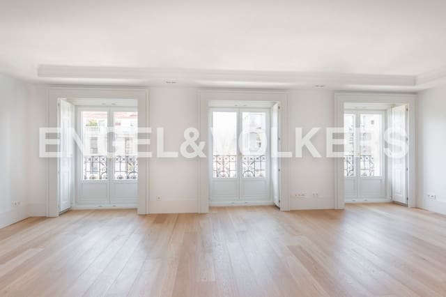 3 soveværelse Lejlighed til leje i Almagro, Madrid by med swimmingpool garage - € 6.750 (Ref: 9132956)