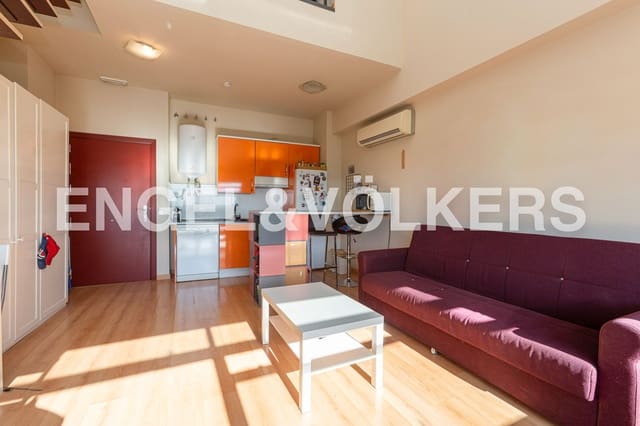 1 soveværelse Loft til salg i San Sebastián de los Reyes med swimmingpool garage - € 292.014 (Ref: 9132978)