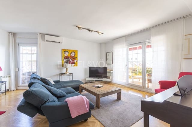 4 bedroom Penthouse for rent in Majadahonda with pool - € 6,750 (Ref: 9133014)