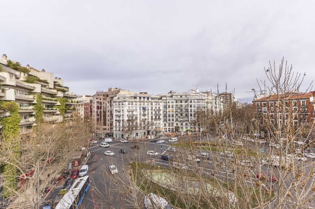 2 soveværelse Penthouse til salg i Universidad, Madrid by - € 1.150.000 (Ref: 9133033)